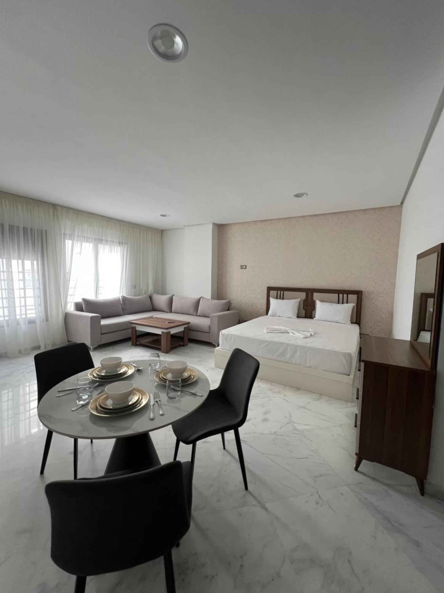 Royal Center Apartment แทนเจียร์ ภายนอก รูปภาพ