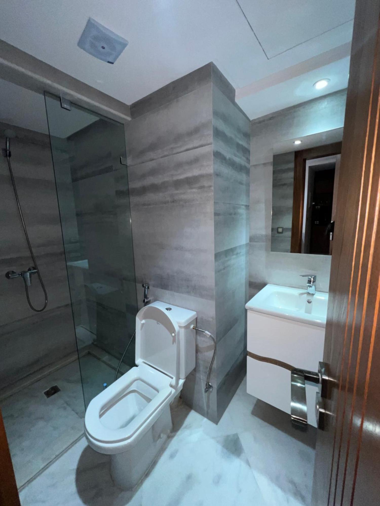 Royal Center Apartment แทนเจียร์ ภายนอก รูปภาพ