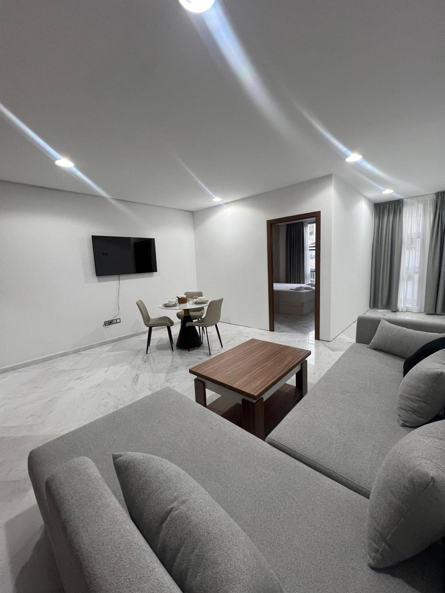 Royal Center Apartment แทนเจียร์ ภายนอก รูปภาพ