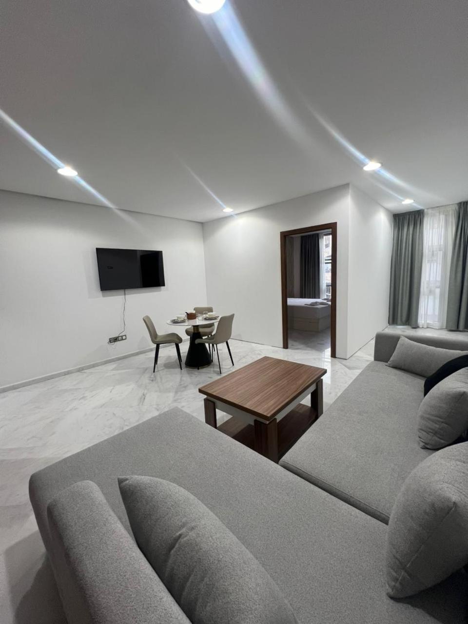Royal Center Apartment แทนเจียร์ ภายนอก รูปภาพ